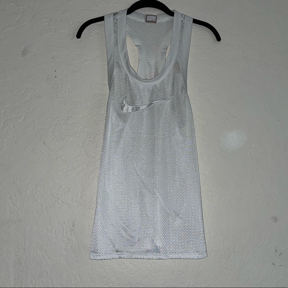 Women’s Nike swoosh jersey